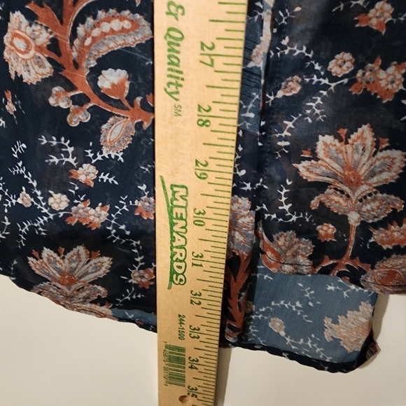 Akemi + Kin Anthropologie Kris Blue Floral Tunic Top Roll Sleeve Lace Flower XS - Picture 13 of 14